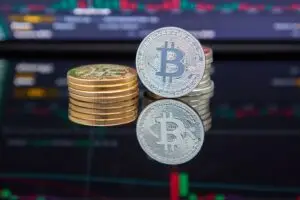 Bitcoin (BTC): Is Institutional Capital Preparing for a New Accumulation Cycle or a Prolonged Consolidation Phase?